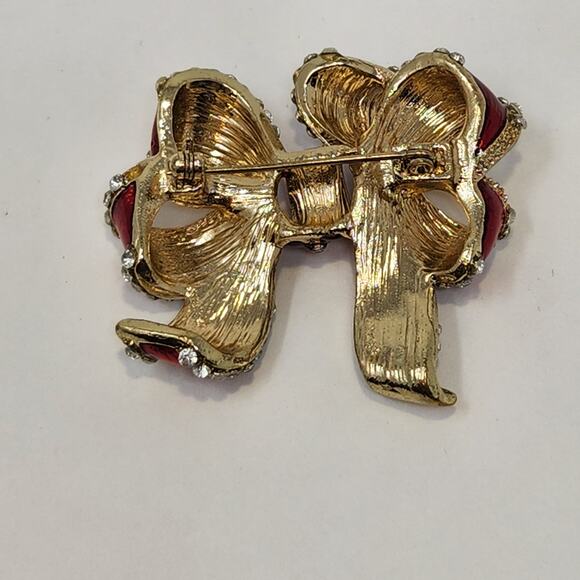 Ribbon Bow Red Enamel Brooch Pin Gold Tone Clear Rhinestone Holiday 3D Christmas - Picture 3 of 4